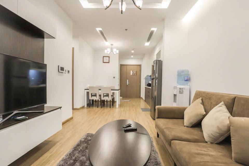 Luxury Apartment In Vinhomes Metropolis Ханой Экстерьер фото